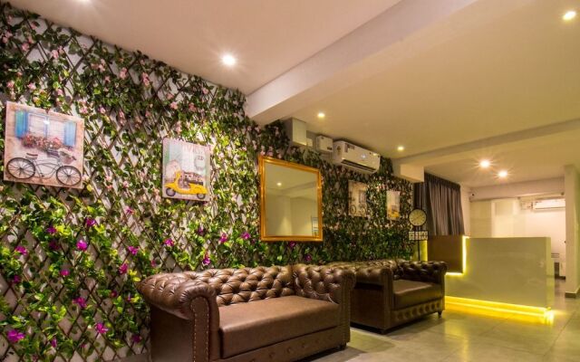Caramel Hotel