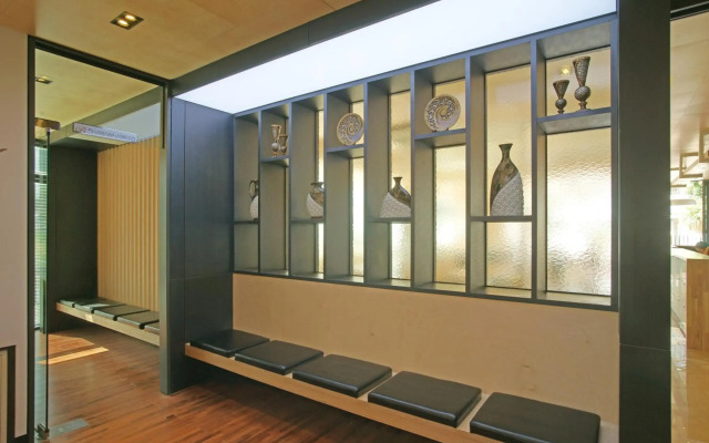 I-Jin Hotel