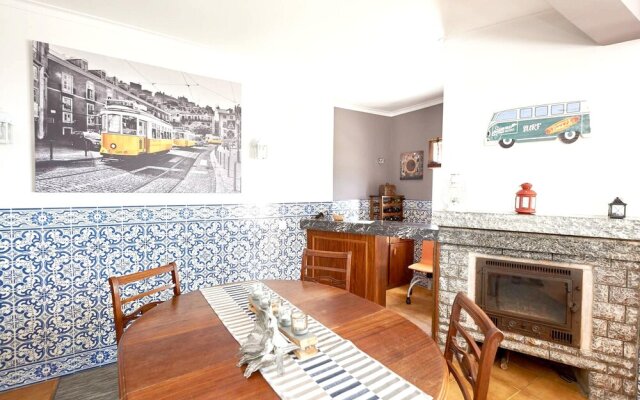 Apartment With 4 Bedrooms In Carcavelos, With Wonderful Sea View, Furnished Terrace And Wifi