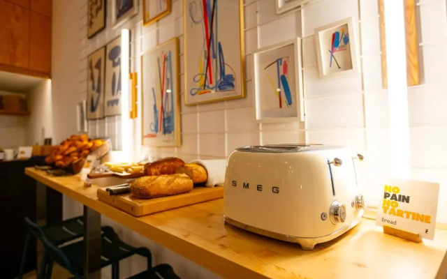 The People - Marseille - Hostel