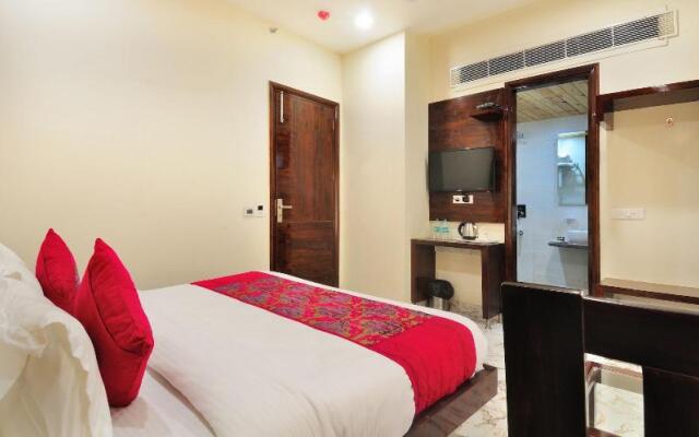 Hotel Grand Uddhav