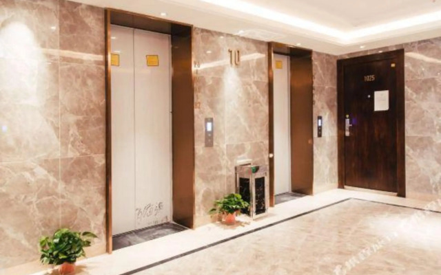 Borui Huijing Apartment