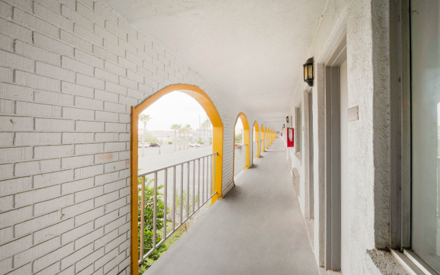 Hotel O Houston East Channelview I-10
