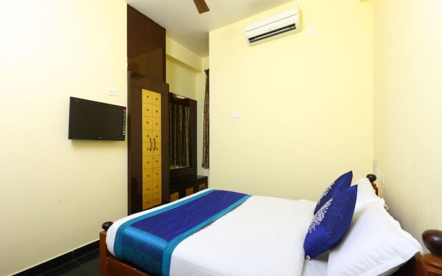 OYO 10630 Hotel Nano Turf