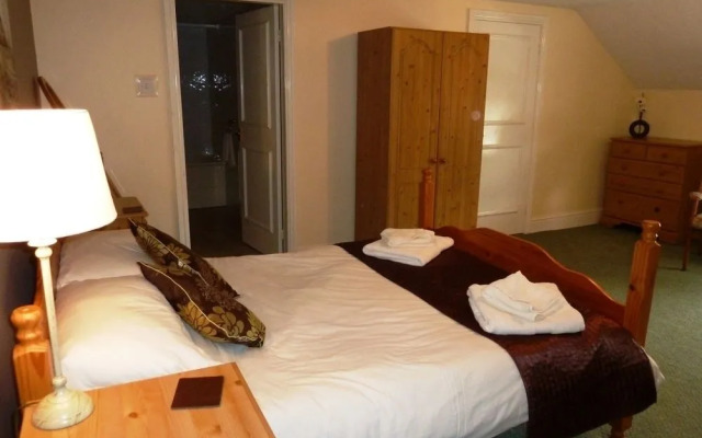 Ganton Greyhound Inn