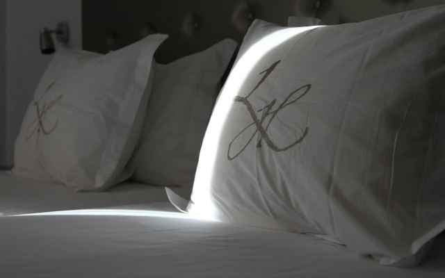Lazza Hotel