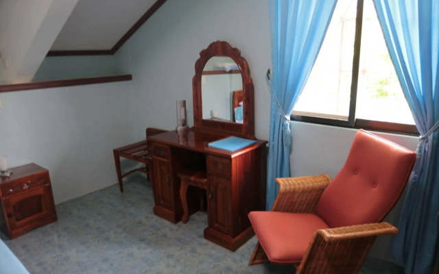 Pine Haven Hotel