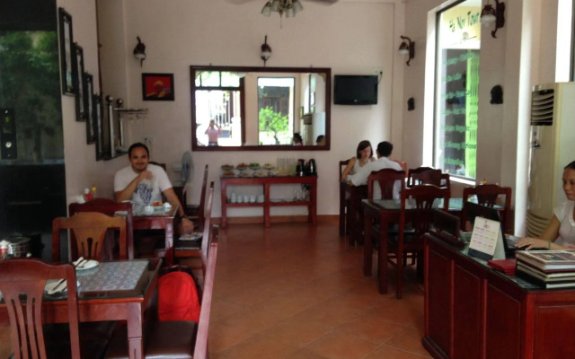 Holiday Diamond Hotel