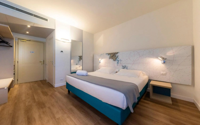 Airport Hotel