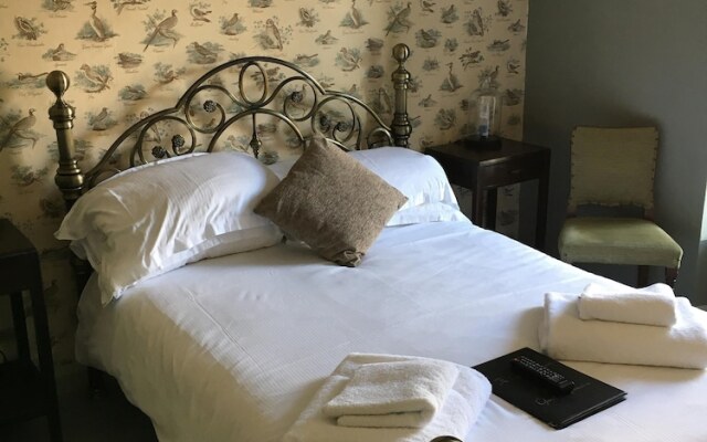 The Golden Pheasant Hotel