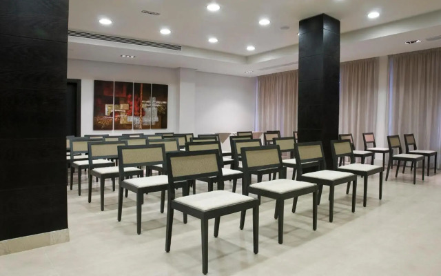 Kn Hotel Arenas del Mar - Adults Only