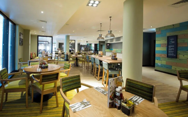 Premier Inn Edinburgh Cc Royal Mile