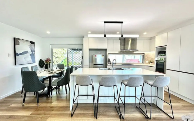 Kozyguru | Mermaid Waters | Charming 3 Bed Home