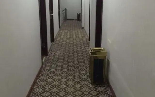 Weixian Qingya Hotel