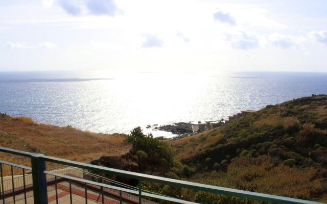 Apartment With 2 Bedrooms in Caniço, With Wonderful sea View, Furnishe