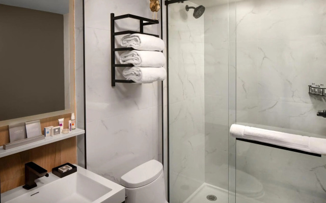 THEE Vijit Lanna by TH District