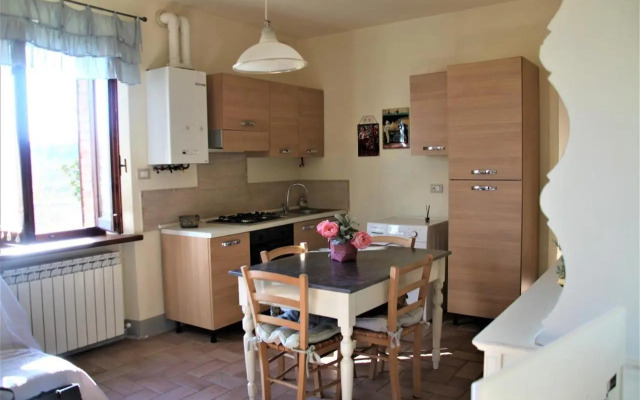 CASALE e GIARDINO a 10 minuti da SIENA