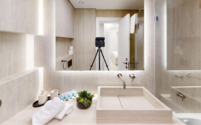 *King David Residences*2 Bd*Pool/Gym/Parking*