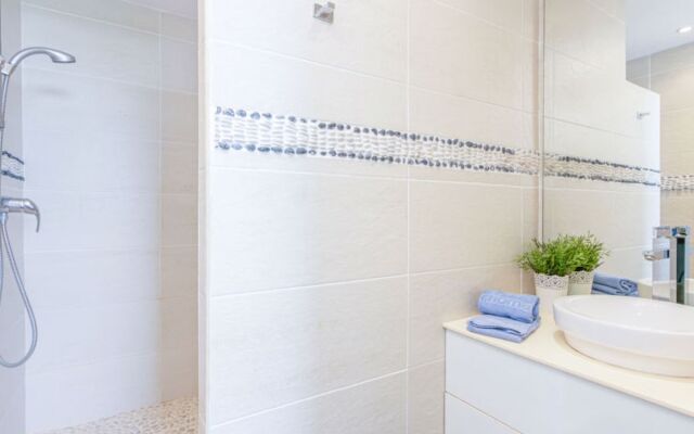 House STARS Empuriabrava