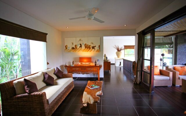 Villa Abadi