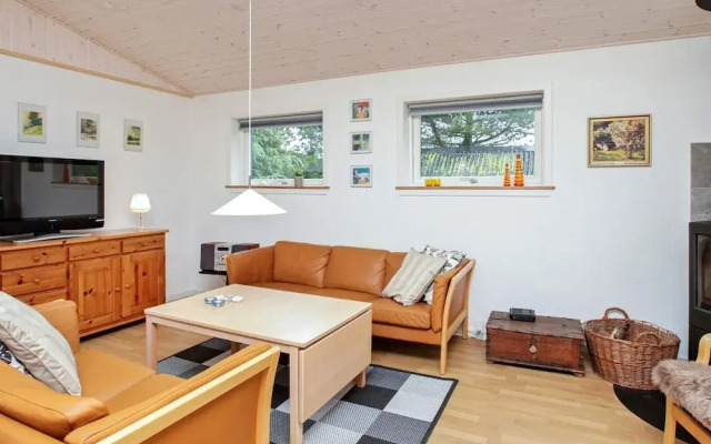 6 Person Holiday Home in Jerup