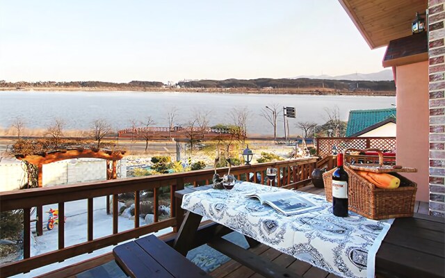 Gyeonpo Sea Travel Pension