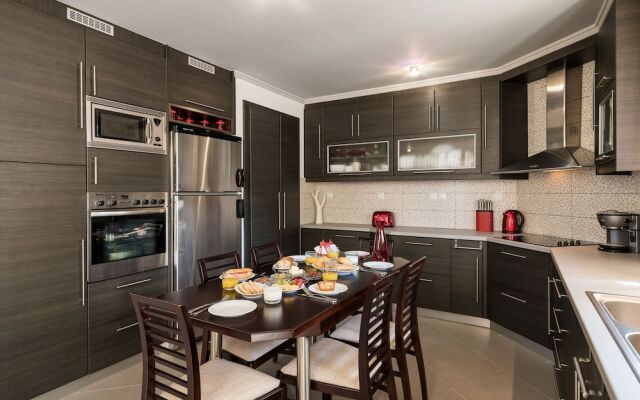 Beautiful Pool Villa for Relaxing Family Holidays