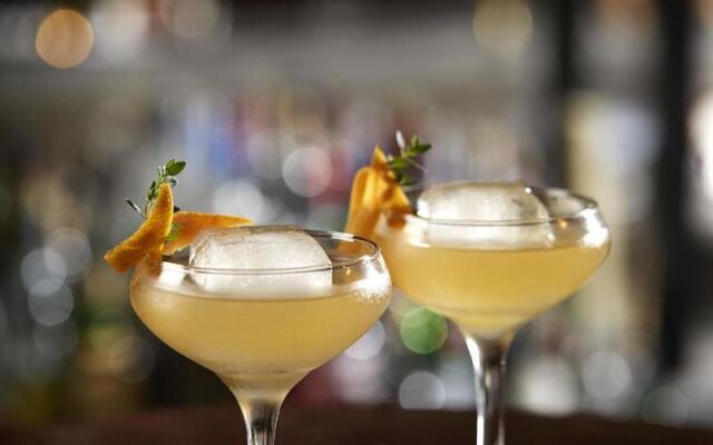 The Artisan D.C. Hotel, Autograph Collection
