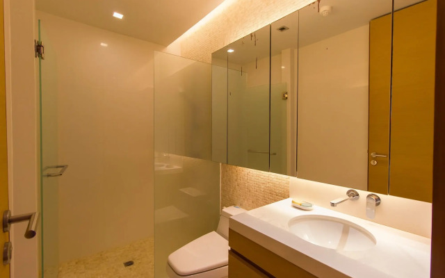 The Pearl of Naithon