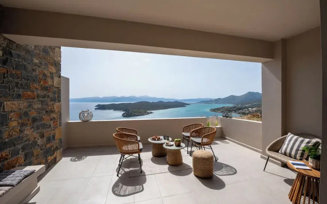 Notiko villas