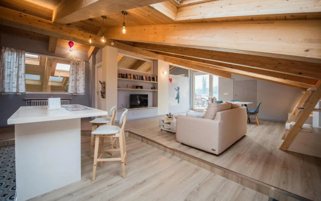 Loft 29 mansardato con ampio terrazzo