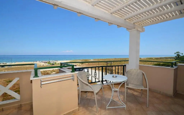 EVILION STILVI SEA and SUN HOTEL