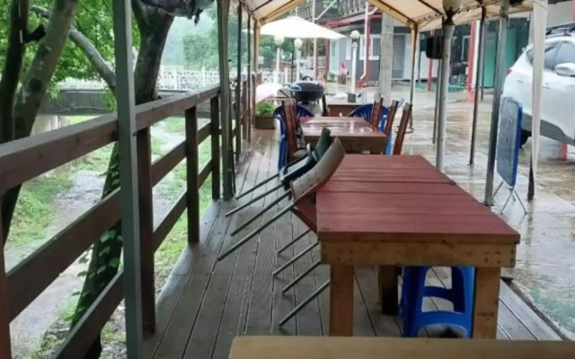 Hongcheon Bandi's Herb Pension