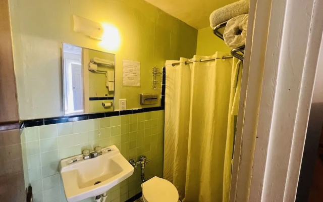 Budget INN