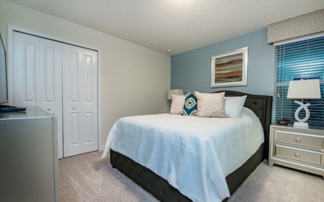 9000hs 10 Bedroom Villa by RedAwning