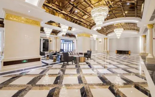 The Horizon Hotel
