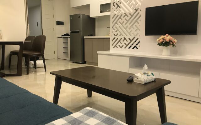 Mins Apartment - Vinhome Golden River