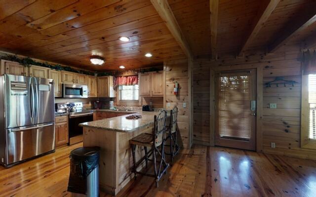 Close To Heaven 2 Bedroom Cabin