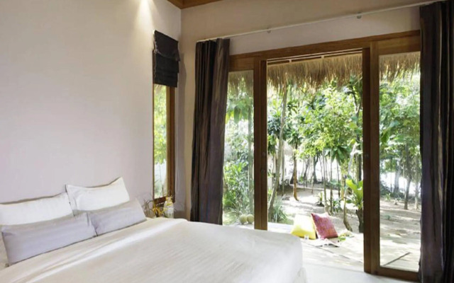 Little Moon Villa