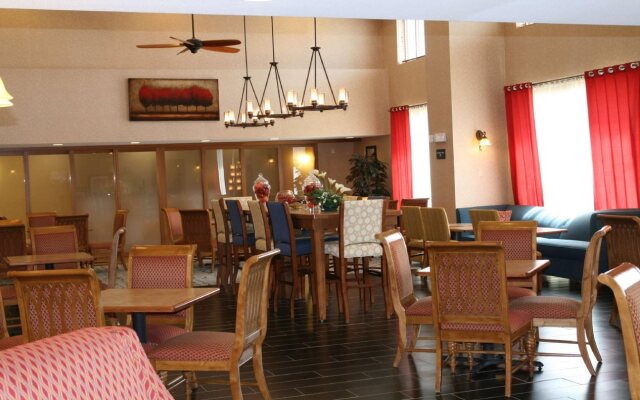 Hampton Inn & Suites Pittsburg, CA