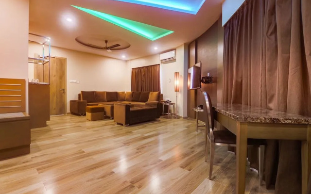 Club Nirvana by OYO Rooms