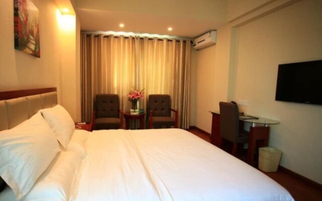 GreenTree Inn Sanya Heping Street Qingren Bridge Express Hotel