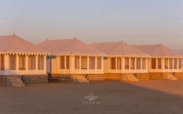 Padam Desert Camp. Jaisalmer