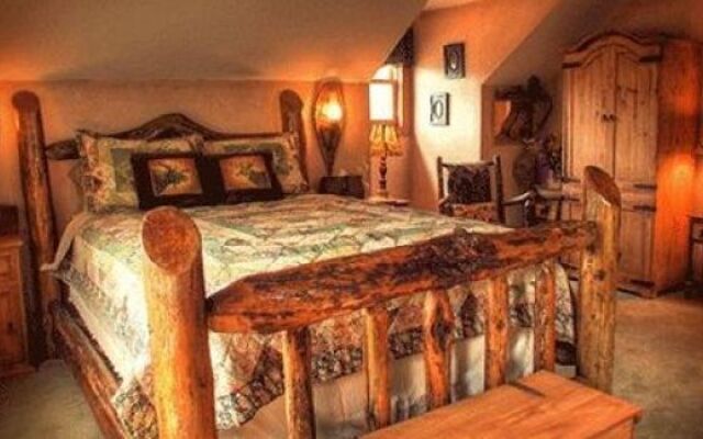 The Log House Lodge Bed & Breakfast