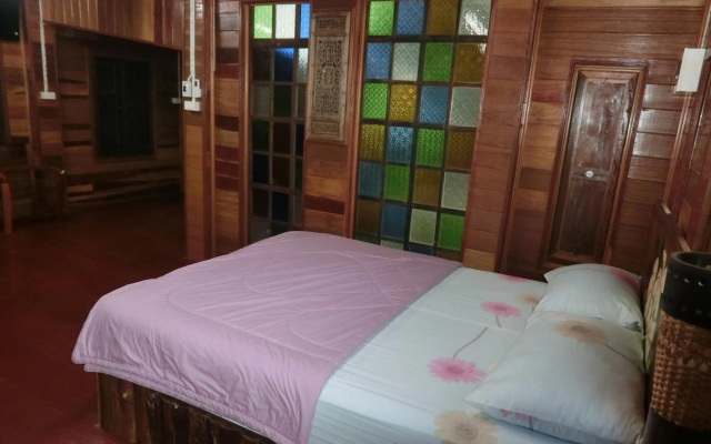 Klong Suan Plu Resort – Guest Rooms – Ayutthaya