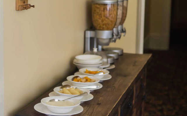 Quality Inn Toorak Manor