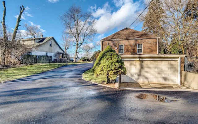 Idyllic Home Near Indianapolis Motor Speedway
