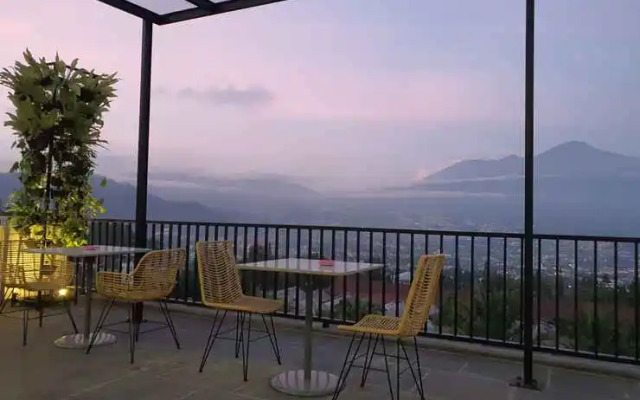 Villa Kencana Apel D5