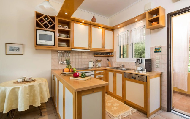 Barbati Bay Elegant Beach Apartments by Hotelius