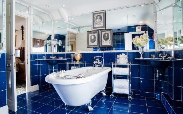 Summer Lodge Country House Hotel